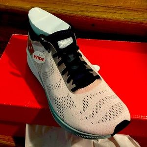 WOMENS 12D NEW BALANCE FUELCELL IMPULSE RUNNING SHOES NWT WFCIMPB